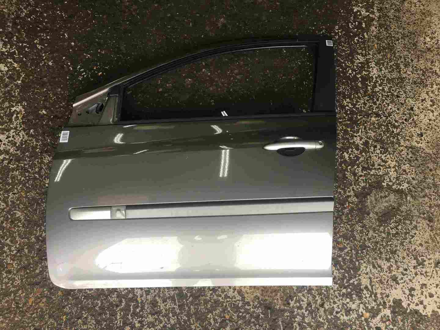 Renault Clio Estate MK3 2005-2012 Passenger NSF Front Door Grey TEKNG