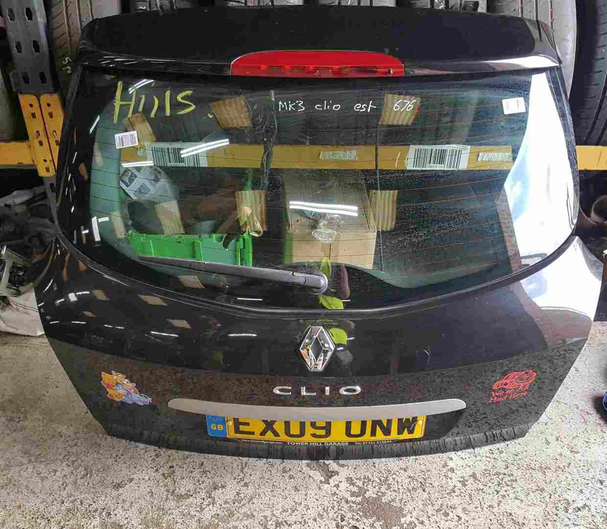 Thumb 3 Renault Clio Estate MK3 2005-2012 Rear Boot Tailgate Black 676