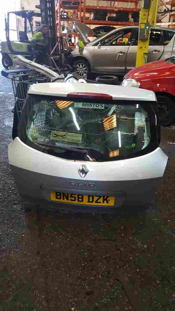 Thumb 3 Renault Clio Estate MK3 2009-2012 Rear Tailgate Boot Silver TED69