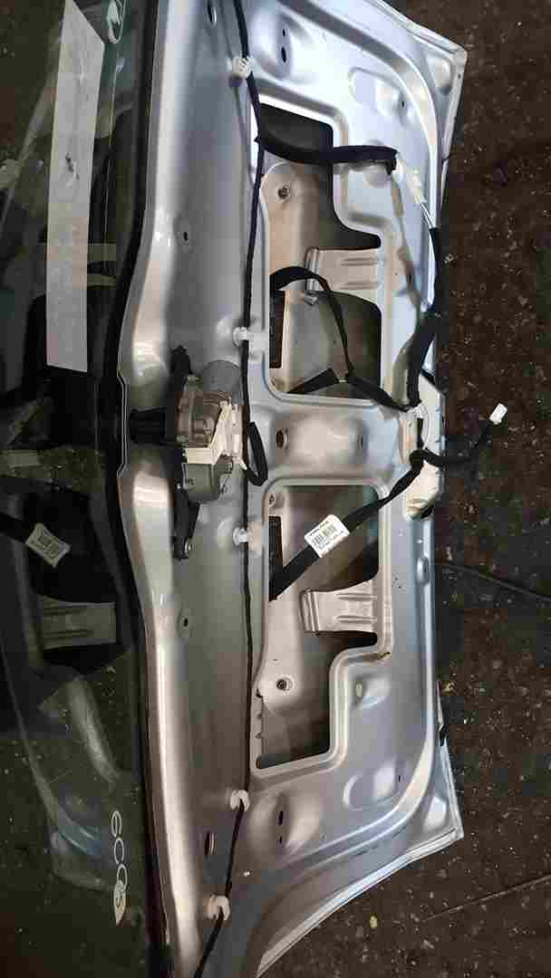 Renault Clio Estate MK3 2009-2012 Rear Tailgate Boot Silver TED69