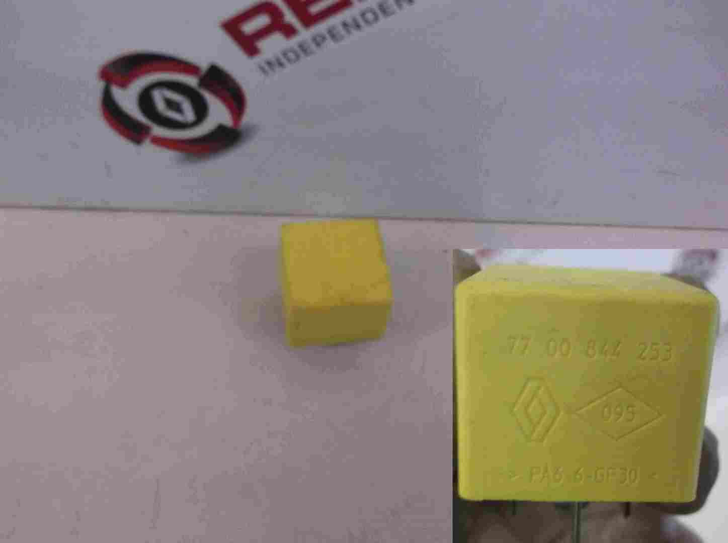 Renault Clio Laguna Megane Scenic Kangoo Yellow Relay 7700844253