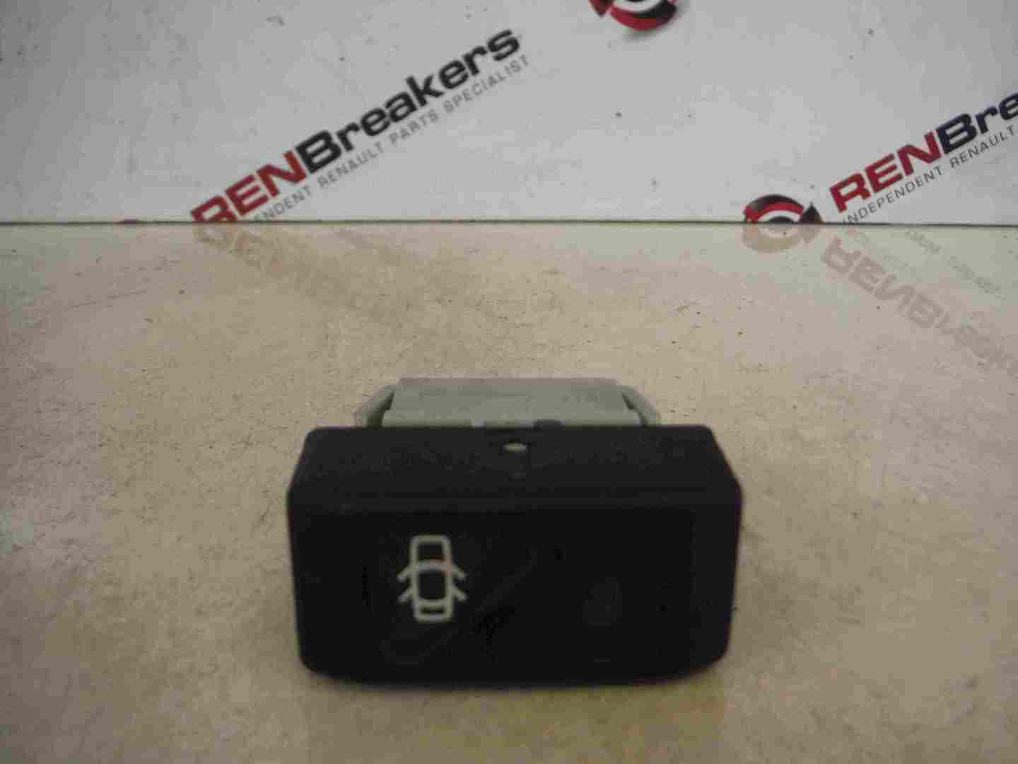 Renault Clio MK1 1996-1998 Door Open Switch Button