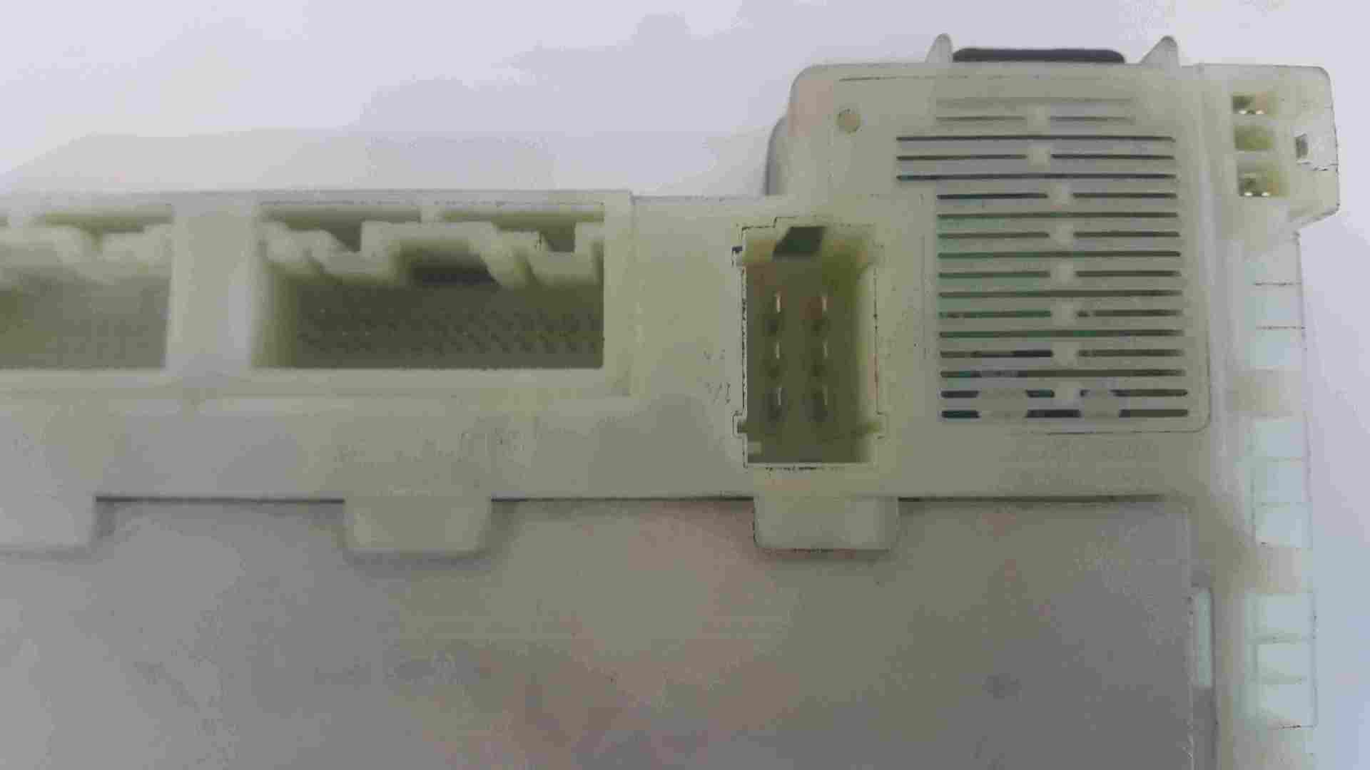 Renault Clio MK2 1998-2001 1.2 8v ECU SET UCH BCM Immobiliser + 2 Key Fobs