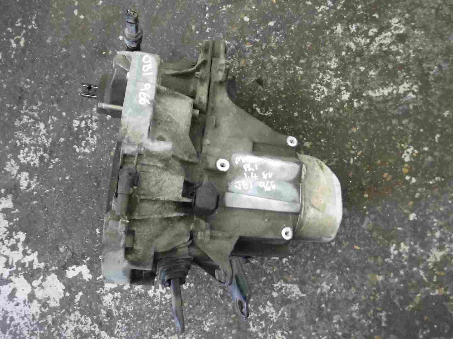 Renault Clio MK2 1998-2001 1.4 8v Jb1 966 Gearbox E7J 634