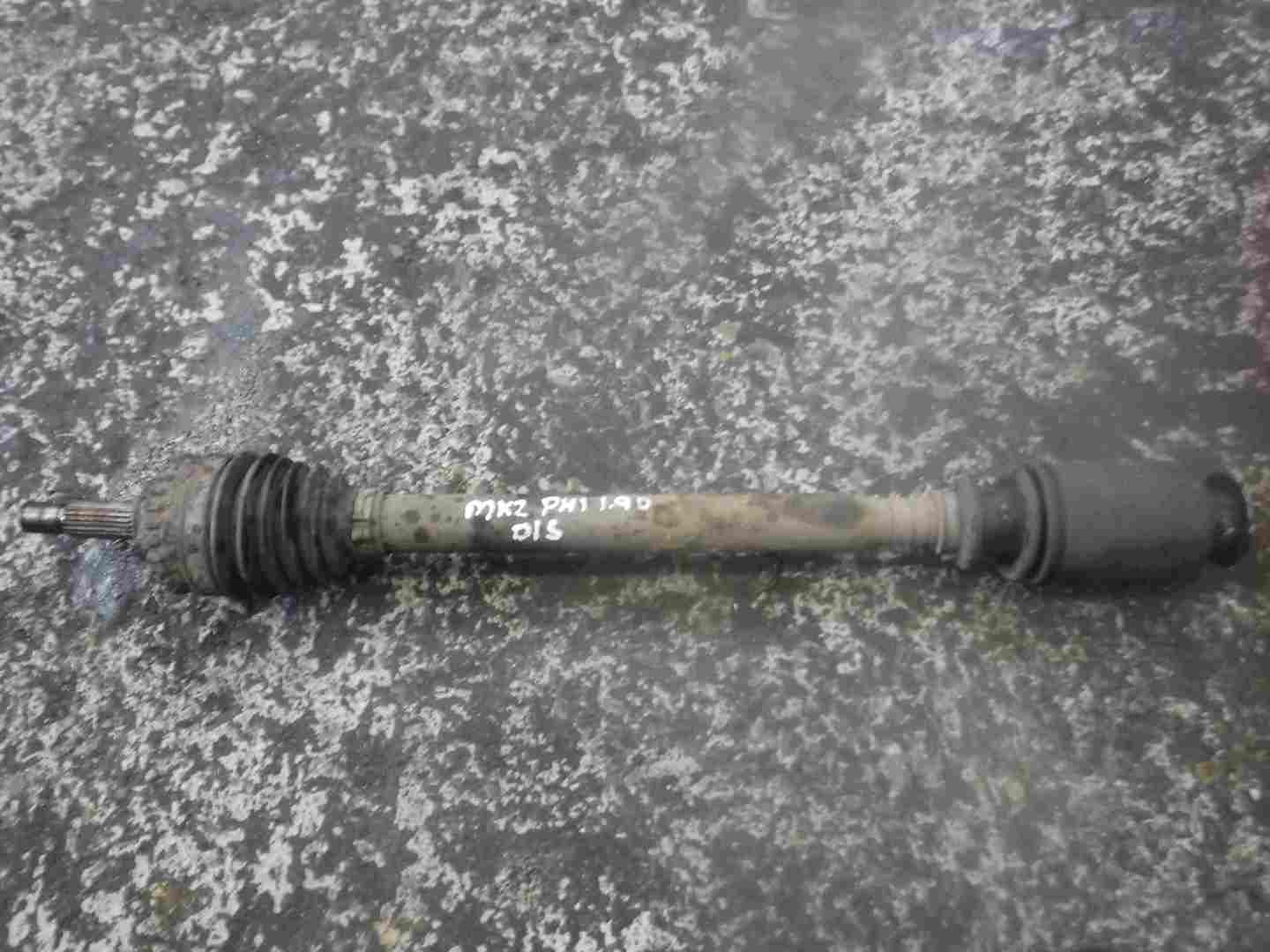 Renault Clio MK2 1998-2001 1.9 D Drivers OSF Front Driveshaft 26 Teeth