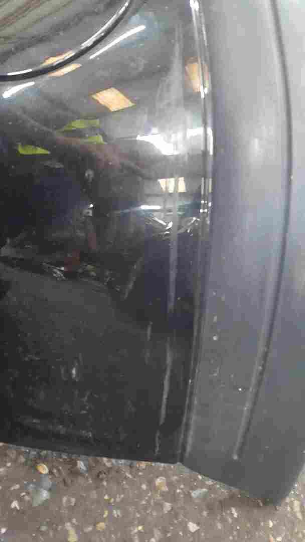 Thumb 2 Renault Clio MK2 1998-2001 Front Bumper Black 676