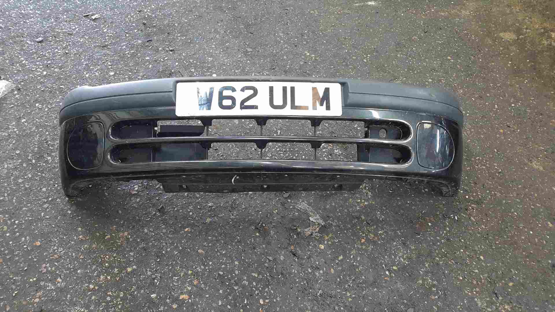 Renault Clio MK2 1998-2001 Front Bumper Black 676