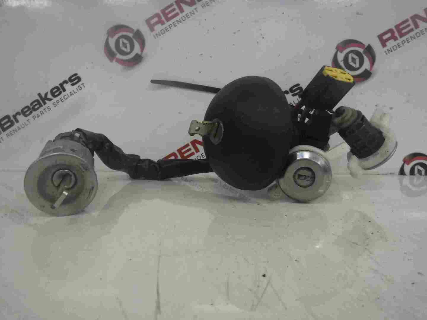 Renault Clio MK2 2001-2006 Ignition Barrel Petrol Door Locks Set + Key