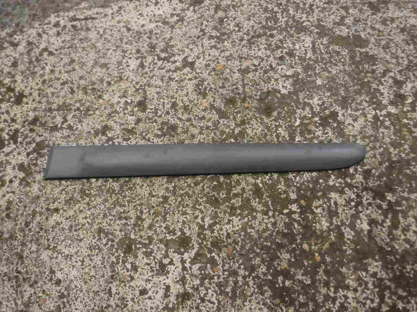 Renault Clio MK2 1998-2001 Passenger NSR Rear Door MouldingTrim 5dr