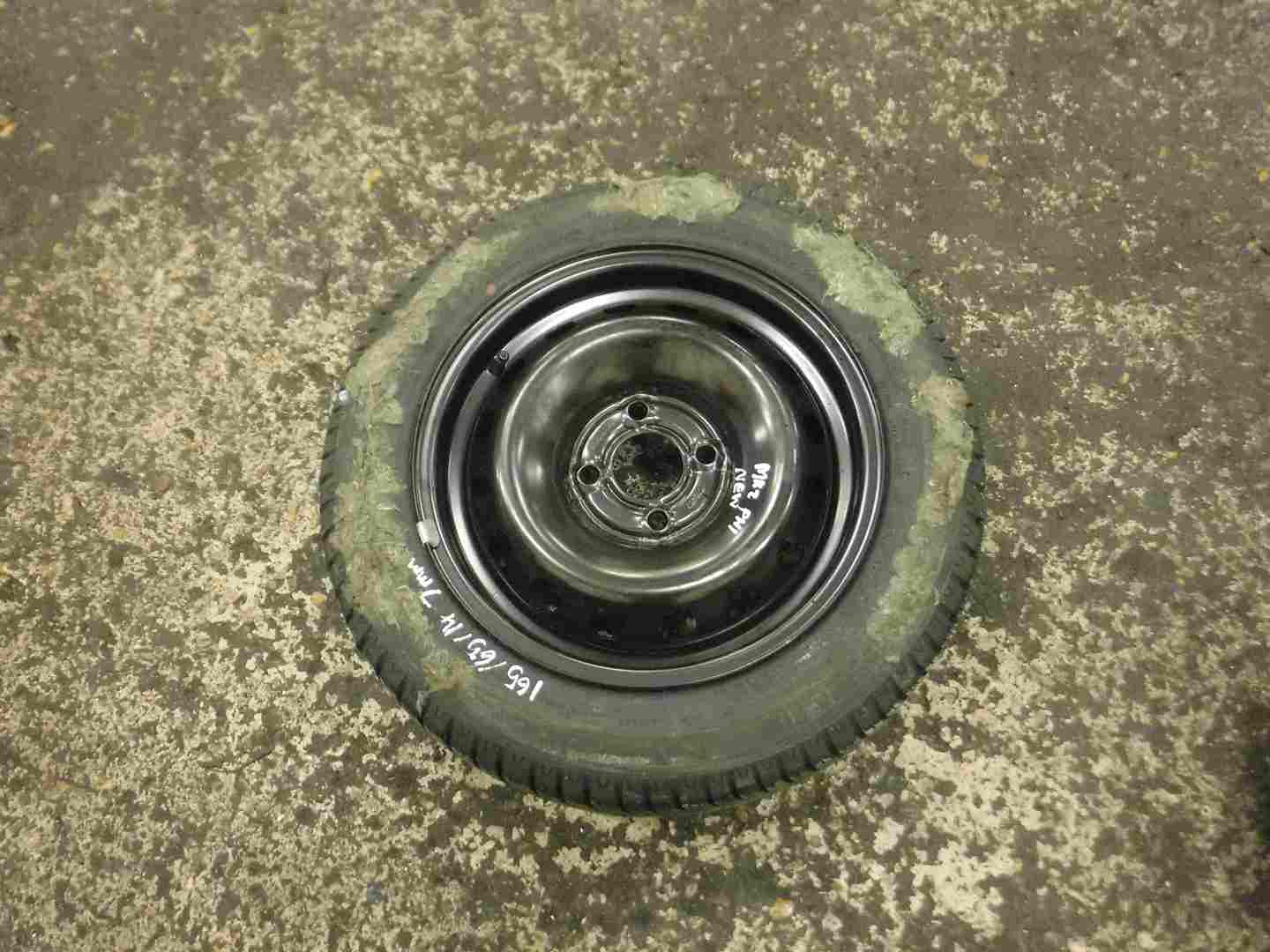 Renault Clio MK2 1998-2001 Steel Wheel Rim + Tyre 165 65 14 7mm Tread