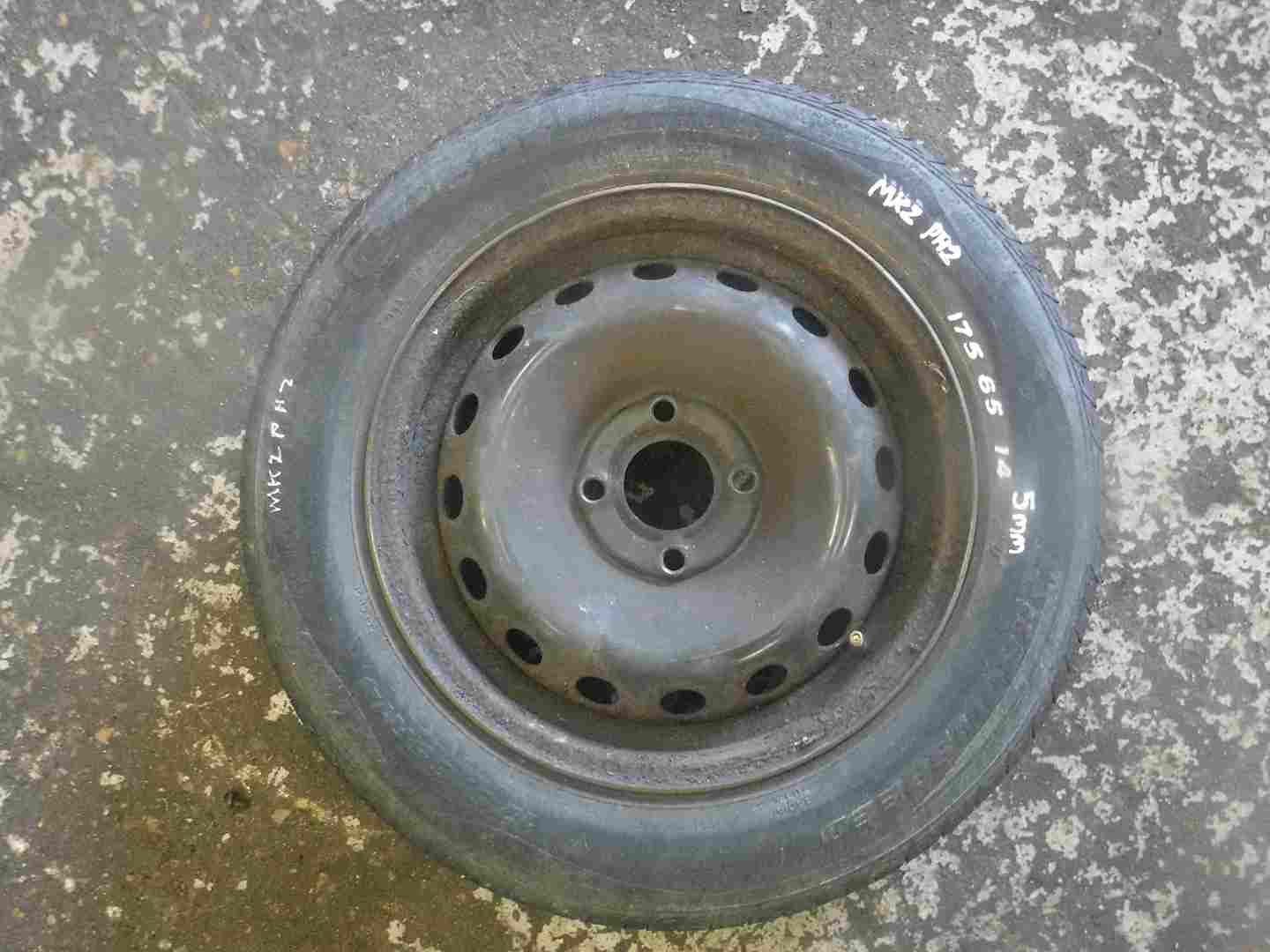 Renault Clio MK2 1998-2006 Steel Wheel Rim + Tyre 175 65 14 6mm Tread 4/5