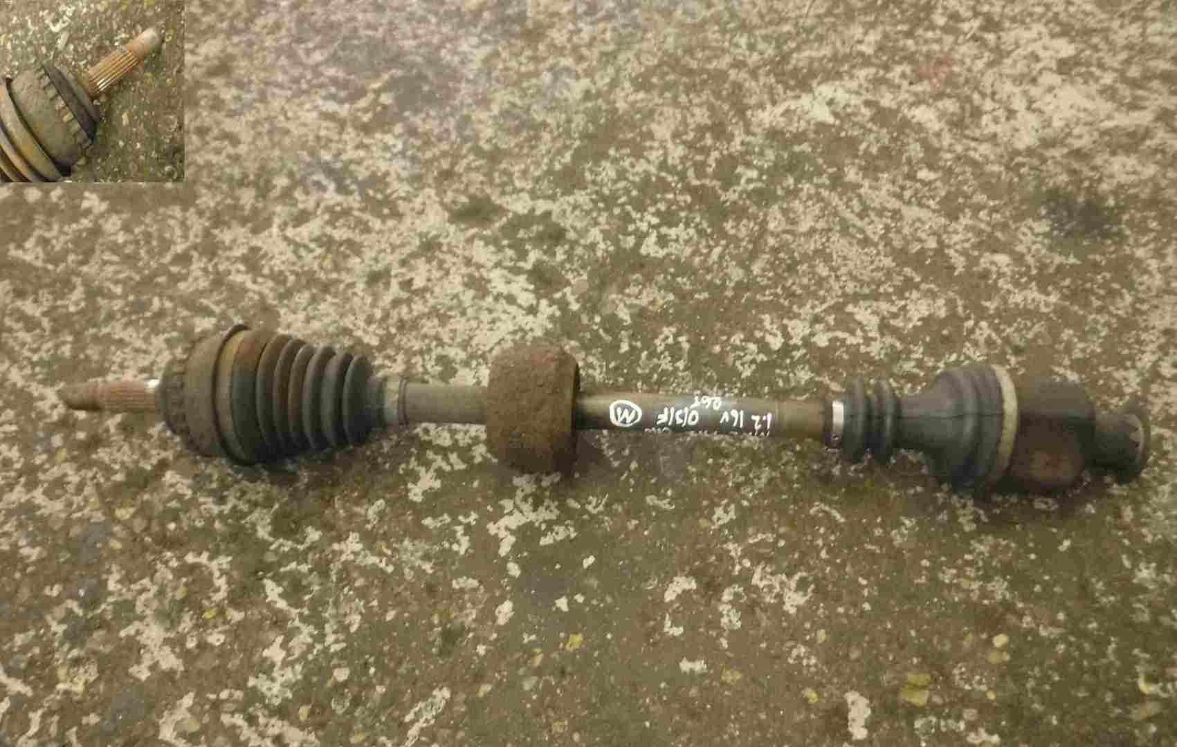Renault Clio MK2 2001-2006 1.2 16v Drivers OSF Driveshaft ABS 2.6 Teeth