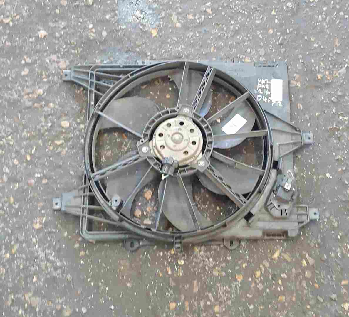 Thumb 6 Renault Clio MK2 2001-2006 1.2 16v Radiator Cooling Fan 7700428659