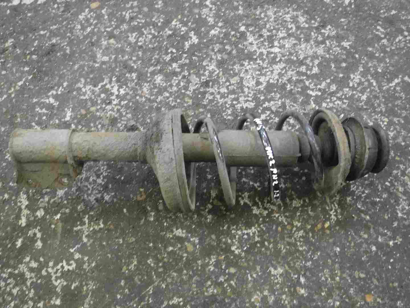 Renault Clio MK2 2001-2006 1.2 8v Front Spring Suspension Leg