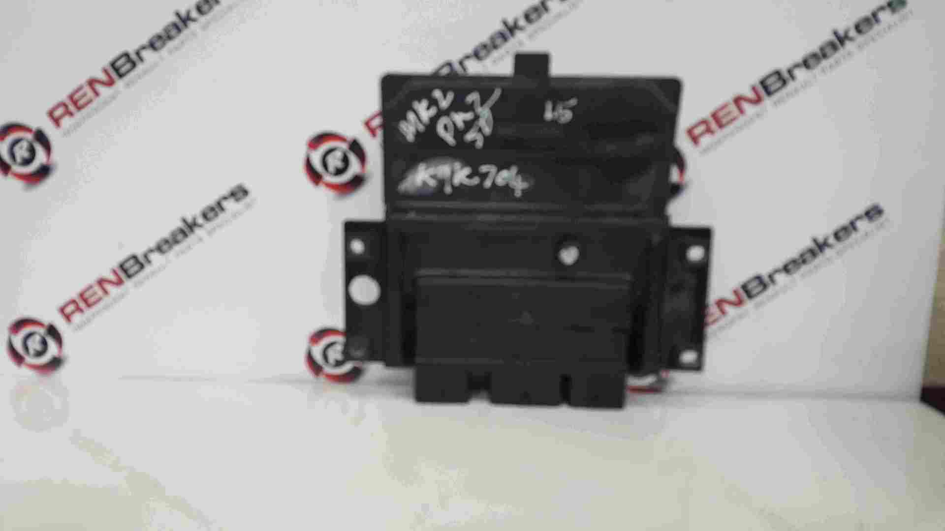 Thumb 2 Renault Clio MK2 2001-2006 1.5 DCi Engine Control Unit ECU 8200498185 8200469333
