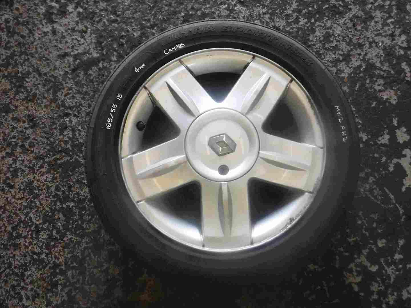 Renault Clio MK2 2001-2006 Alium Campus Alloy Wheel 3/5 Needs New Tyre