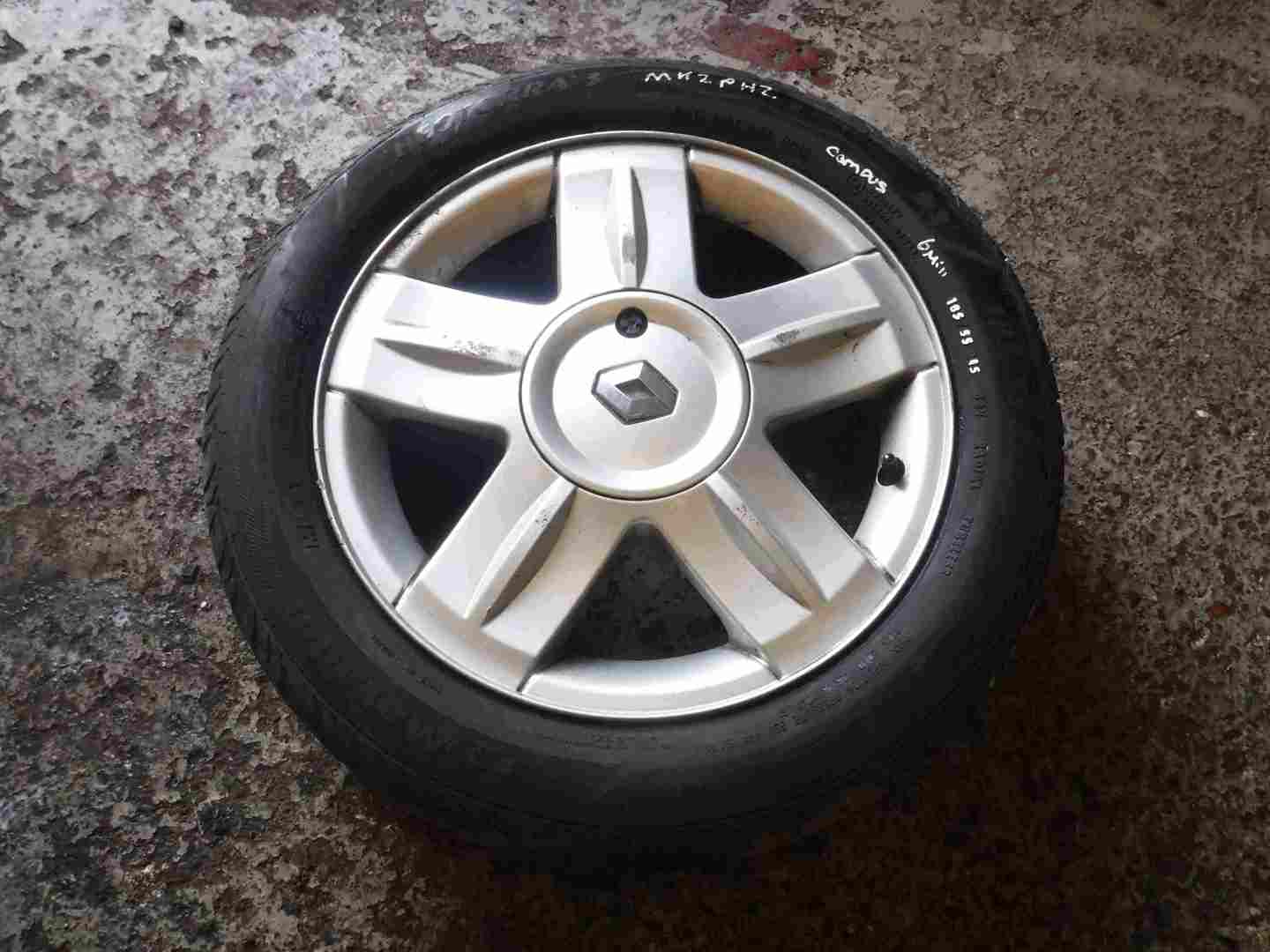Renault Clio MK2 2001-2006 Alloy Wheel Campus + Tyre 185 55 15 6mm 8200760342
