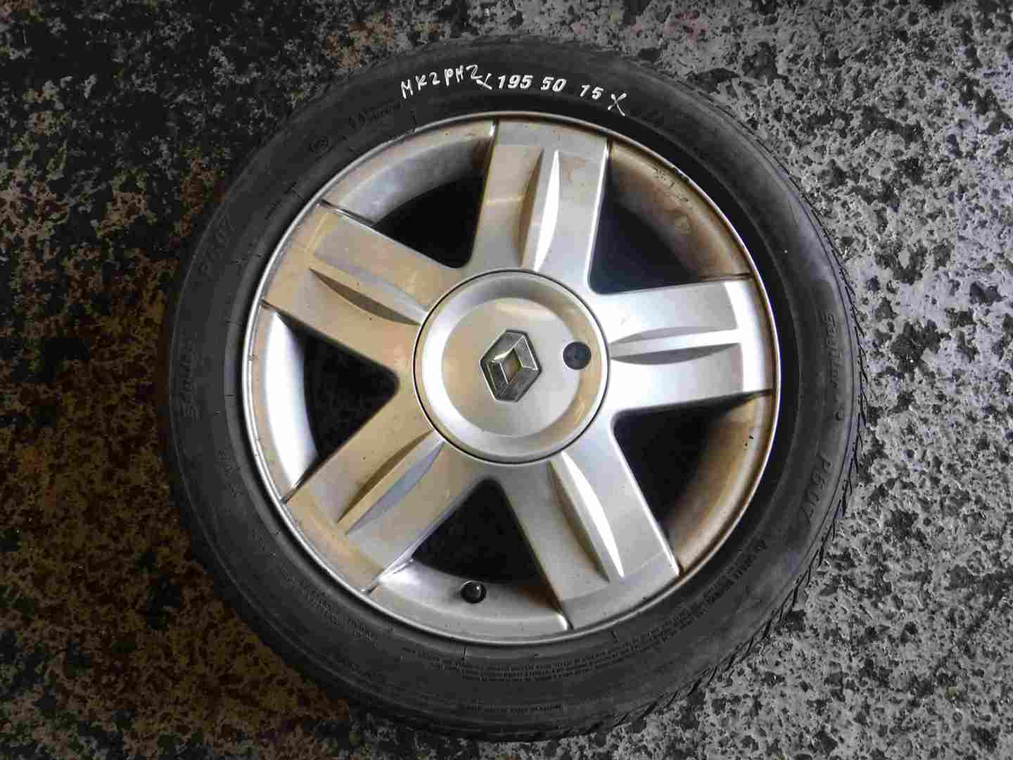 Renault Clio MK2 2001-2006 Campus Alium Alloy Wheel 15inch 3/5