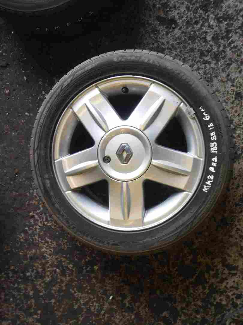Renault Clio MK2 2001-2006 Campus Alloy Wheel + Tyre 185 55 15 6mm Tread 5/5