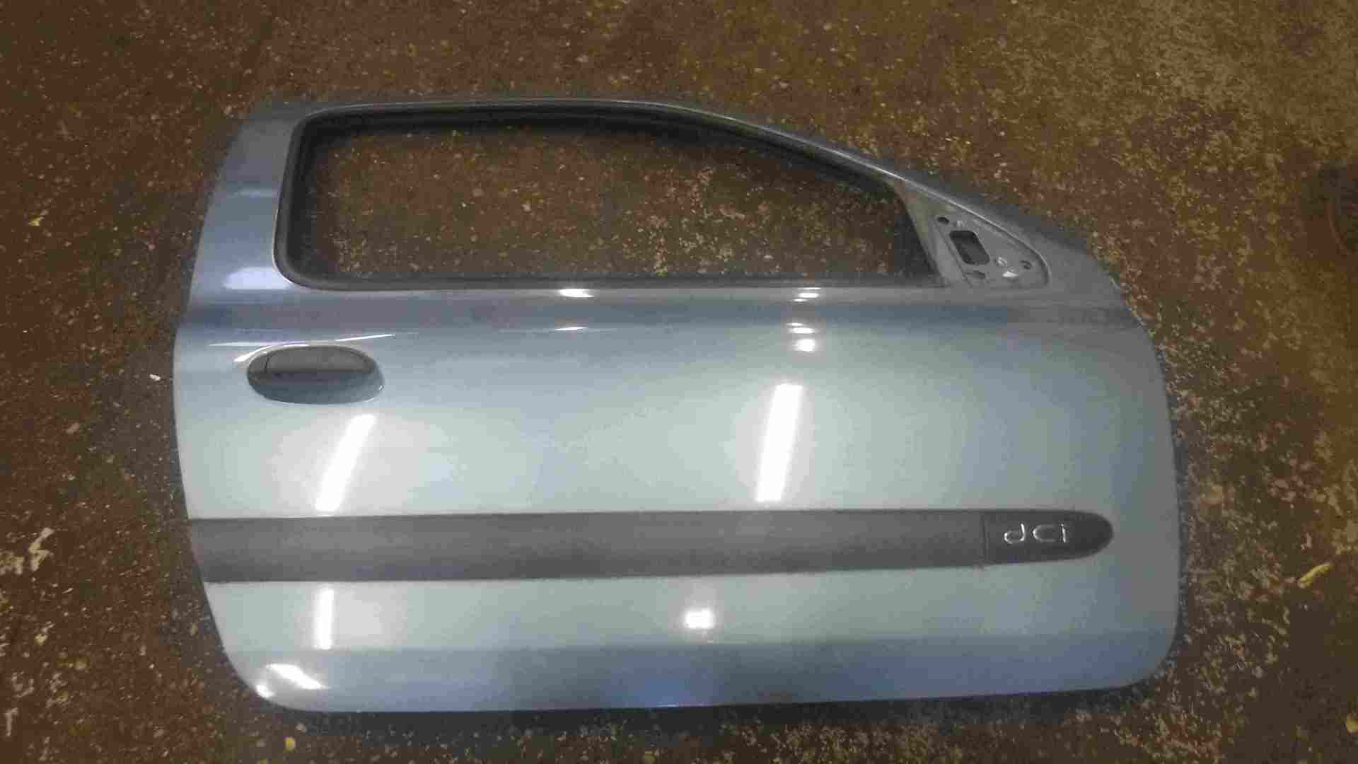 Renault Clio MK2 2001-2006 Drivers OSF Front Door Blue Purple Aqua TEF47 3dr