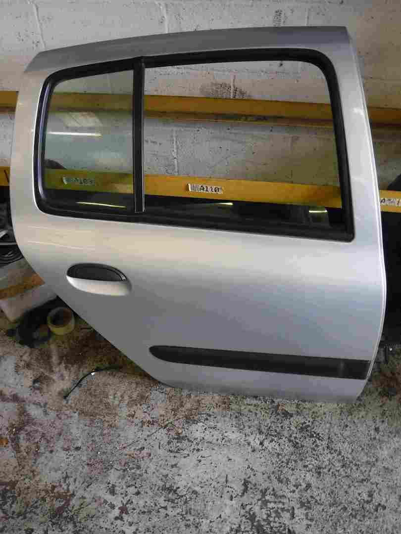 Renault Clio MK2 2001-2006 Drivers OSR Rear Door Silver TED69