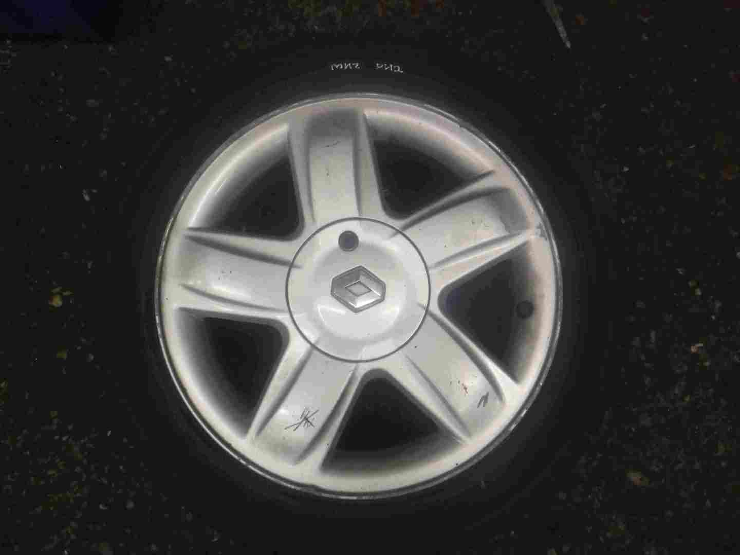 Renault Clio MK2 2001-2006 Dynamique Gradiant Alloy Wheel + Tyre 185 55 15 5m