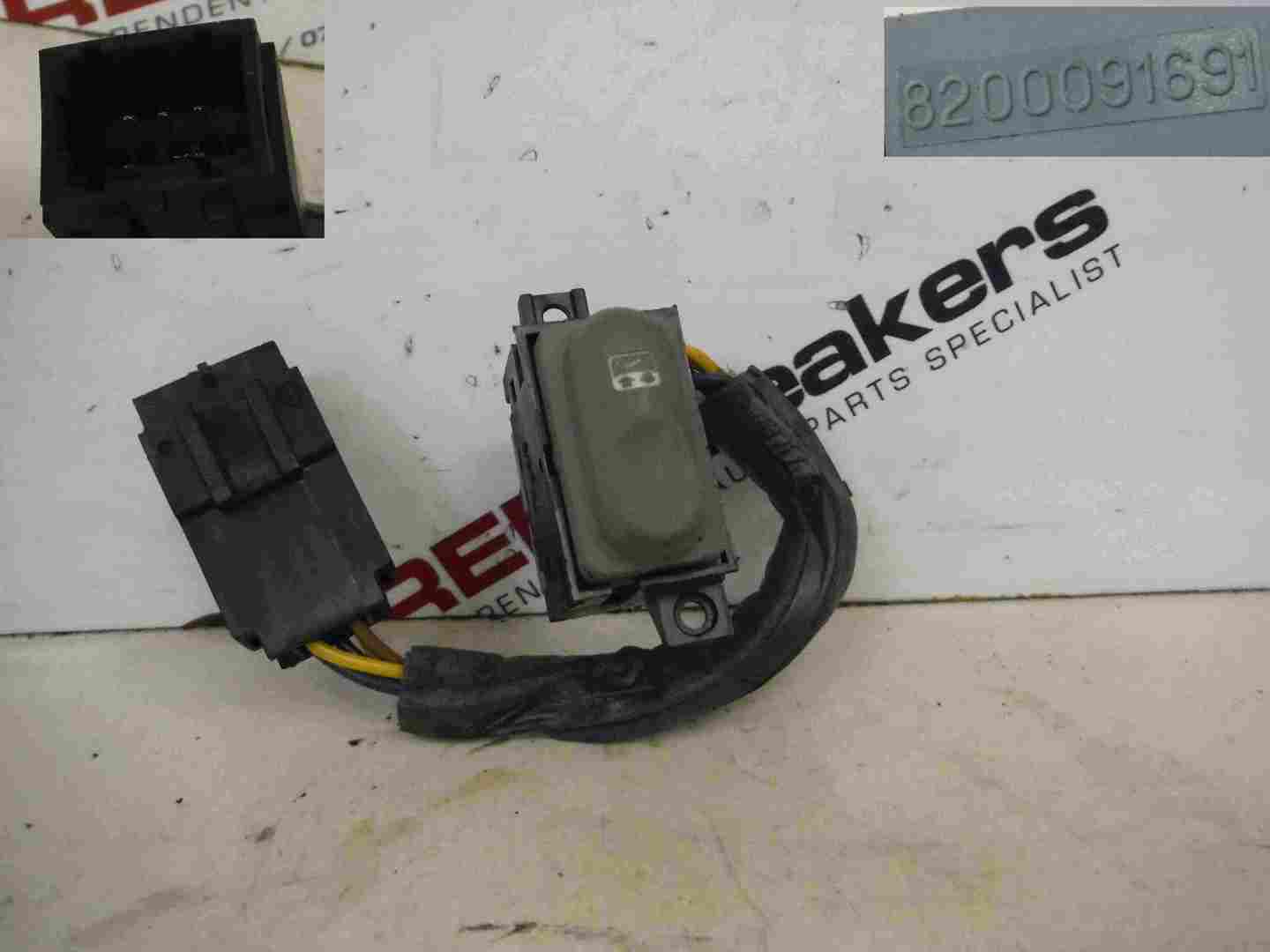Renault Clio MK2 2001-2006 Electric Sunroof Switch Open 8200091691