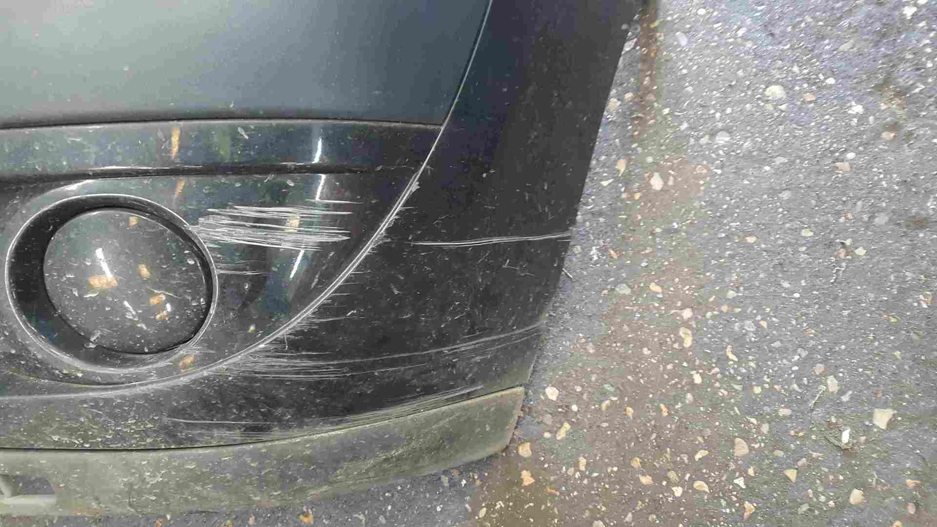 Renault Clio MK2 2001-2006 Front Bumper Black Paint Code 676