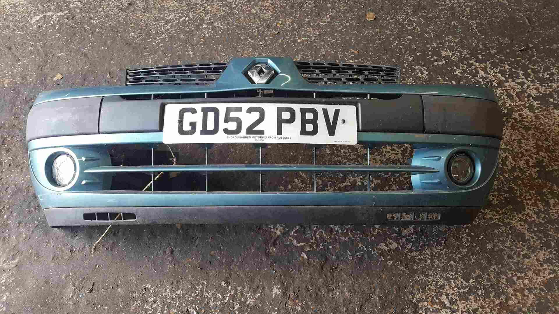 Thumb 2 Renault Clio MK2 2001-2006 Front Bumper Blue Greeny TEF47