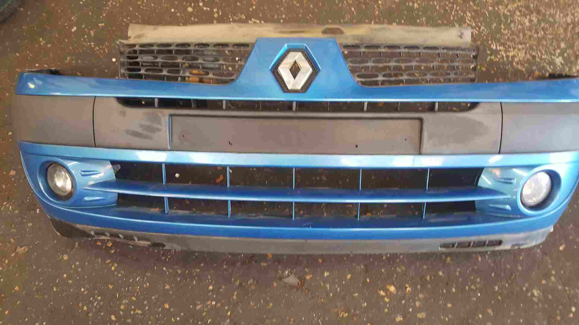 Renault Clio MK2 2001-2006 Front Bumper Blue Ted48 With Fogs