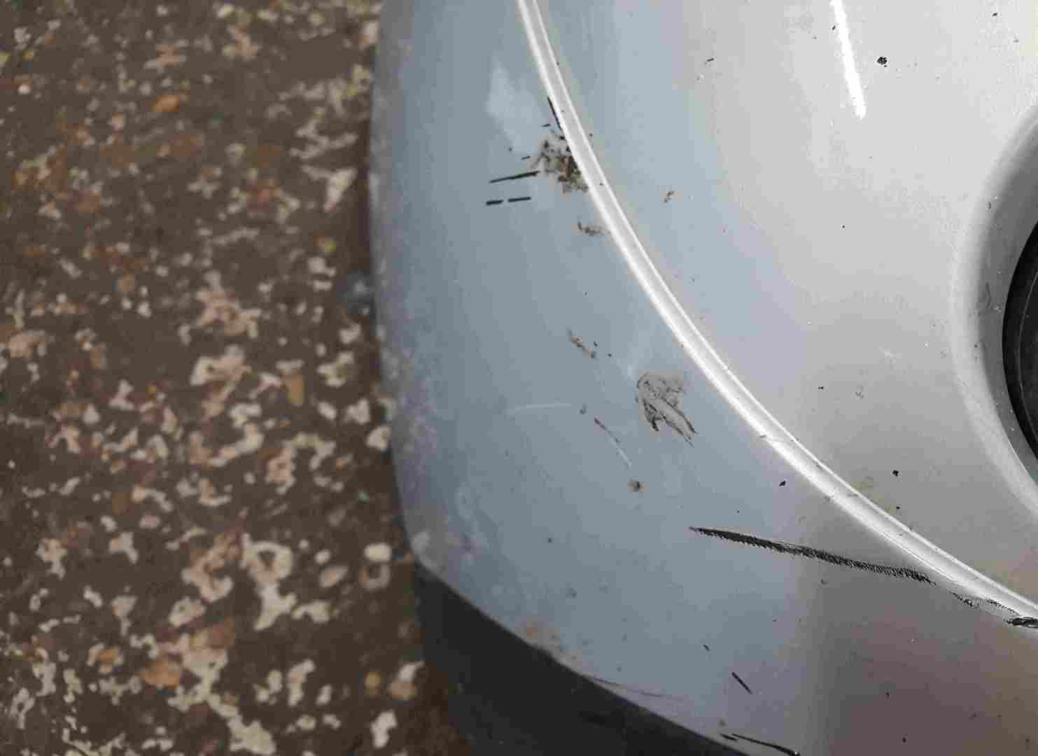 Thumb 5 Renault Clio MK2 2001-2006 Front Bumper Silver 632