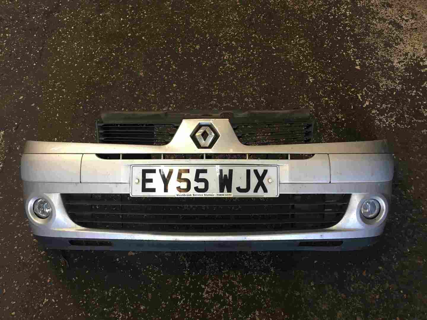 Renault Clio MK2 2001-2006 Front Bumper Silver TED69