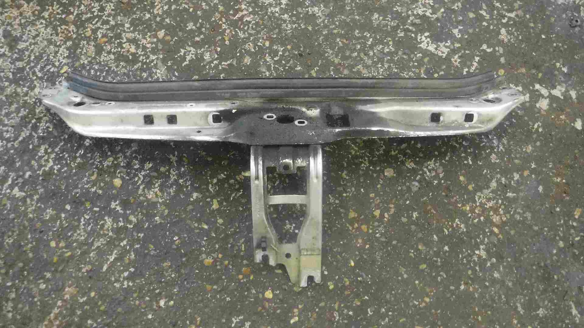 Renault Clio MK2 2001-2006 Front Bumper Slam Panel Silver TED69