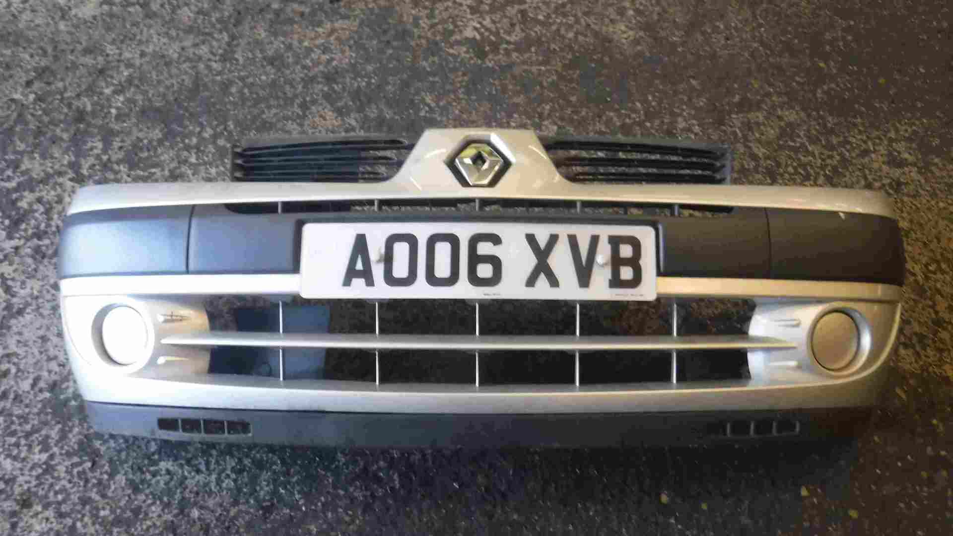 Renault Clio MK2 2001-2006 Front Bumper Silver TED69