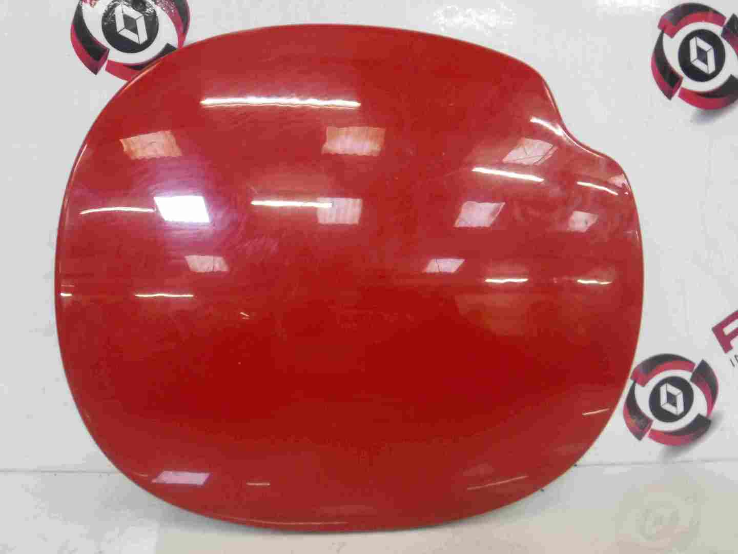 Renault Clio MK2 2001-2006 Fuel Flap Cover Red 727