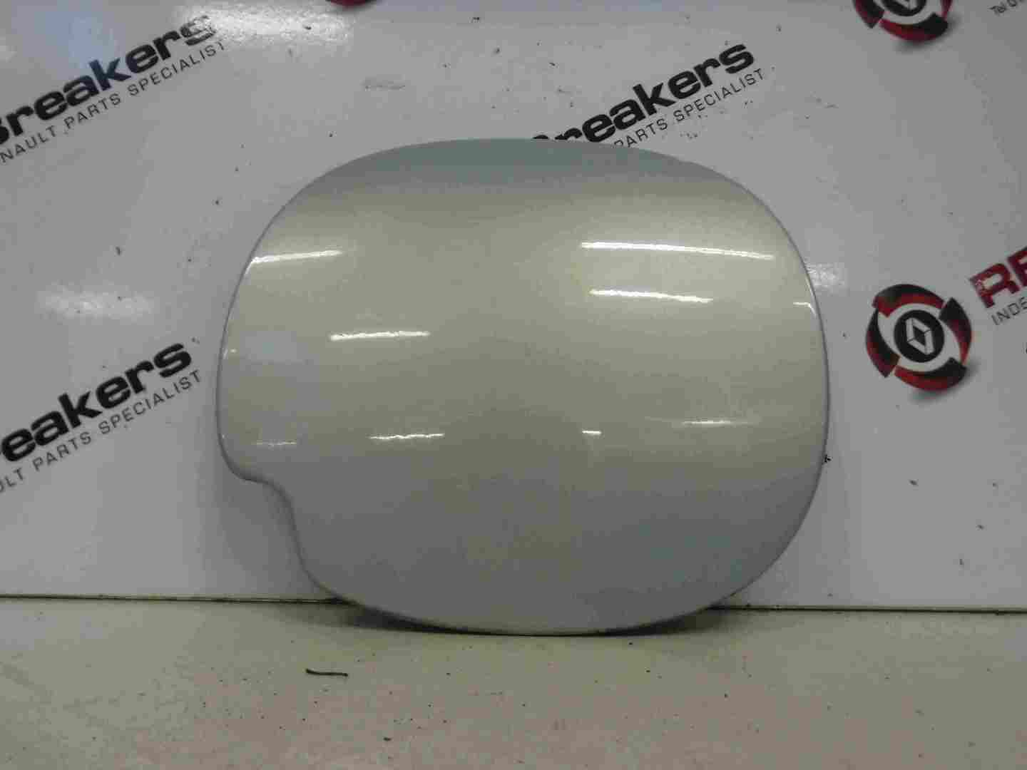 Renault Clio MK2 2001-2006 Fuel Flap Cover Silver 632 7700836756
