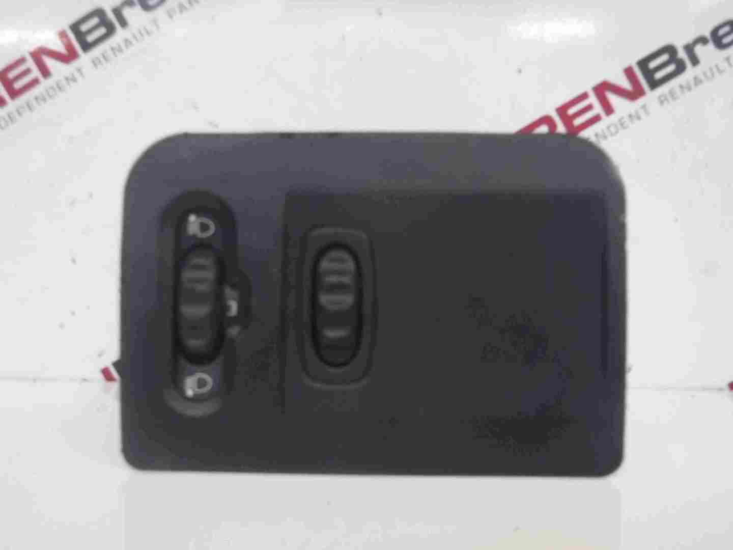 Renault Clio MK2 2001-2006 Headlight Height Adjuster Trim + Switch 8200069069