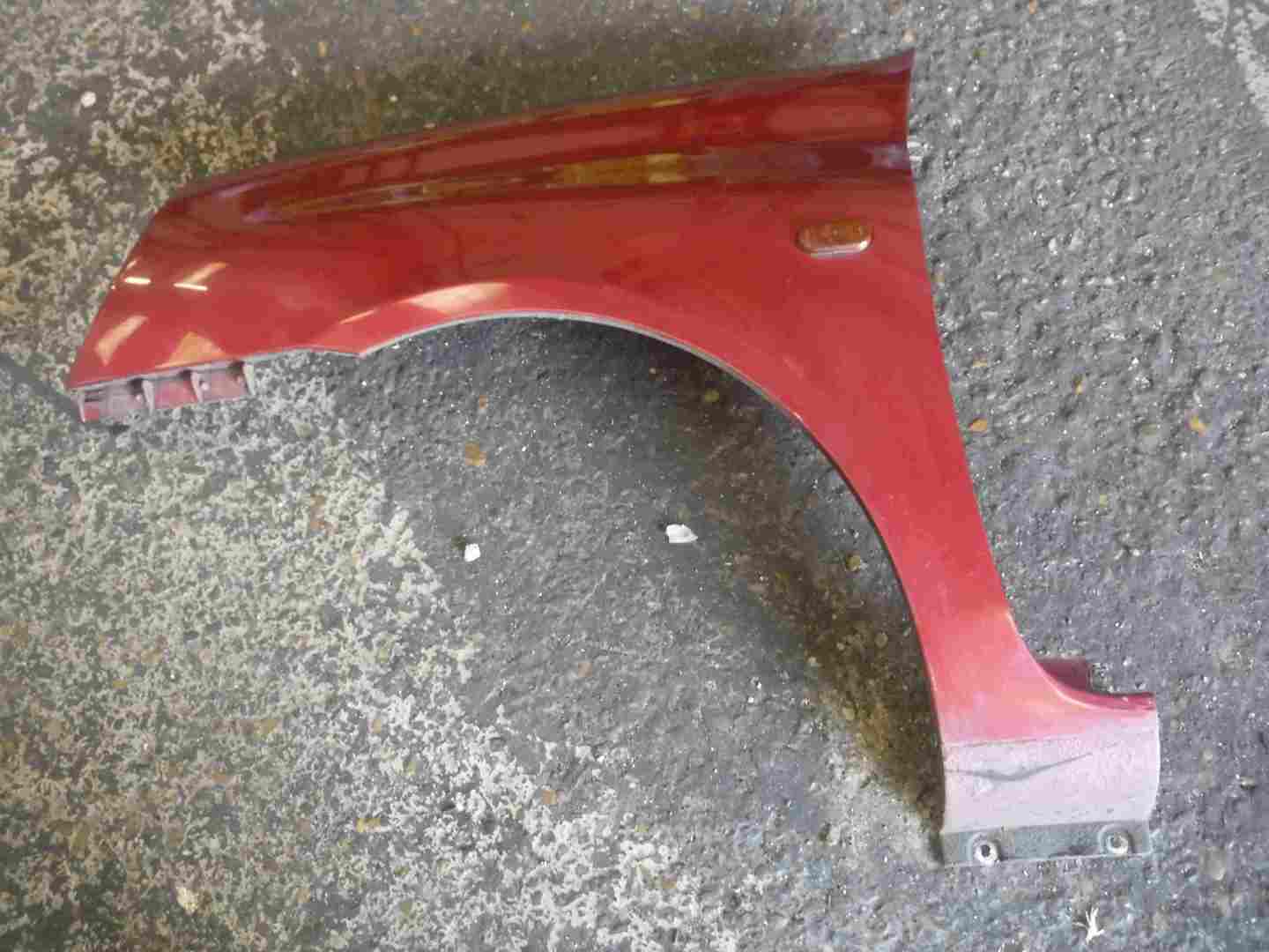 Renault Clio MK2 2001-2006 Passenger NS Wing Red 713