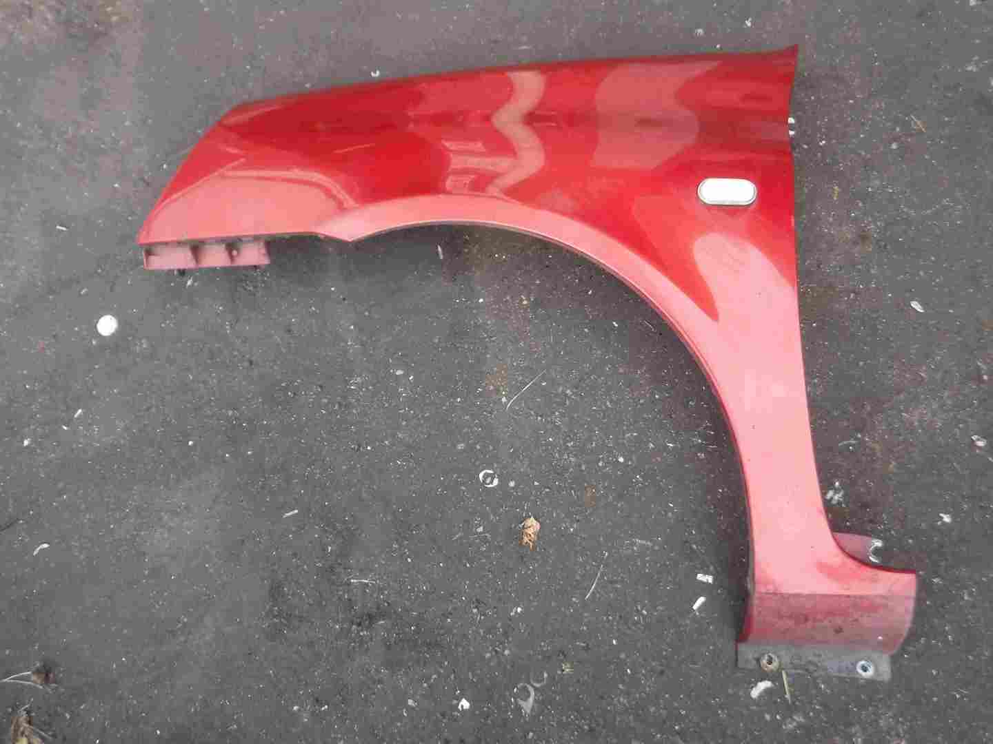 Renault Clio MK2 2001-2006 Passenger NS Wing Red TEB76 1