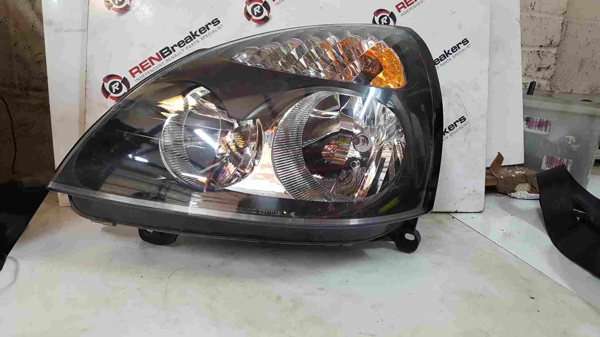 Thumb 3 Renault Clio MK2 2001-2006 Passenger NSF Front Black Headlight 