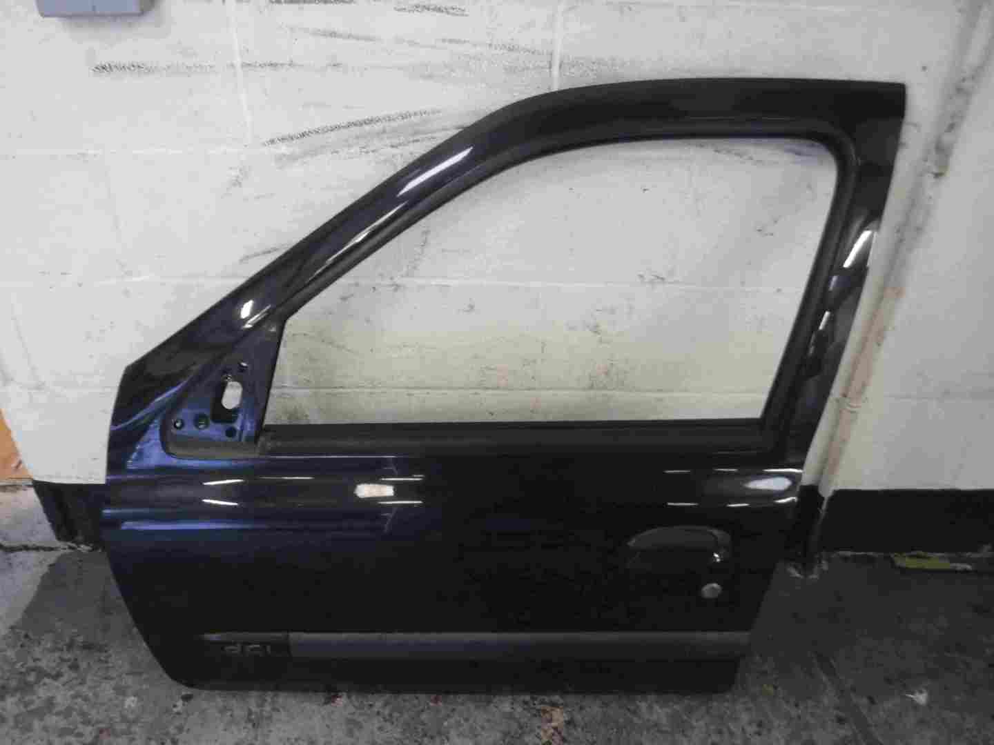 Renault Clio MK2 2001-2006 Passenger NSF Front Door Black 676 5dr