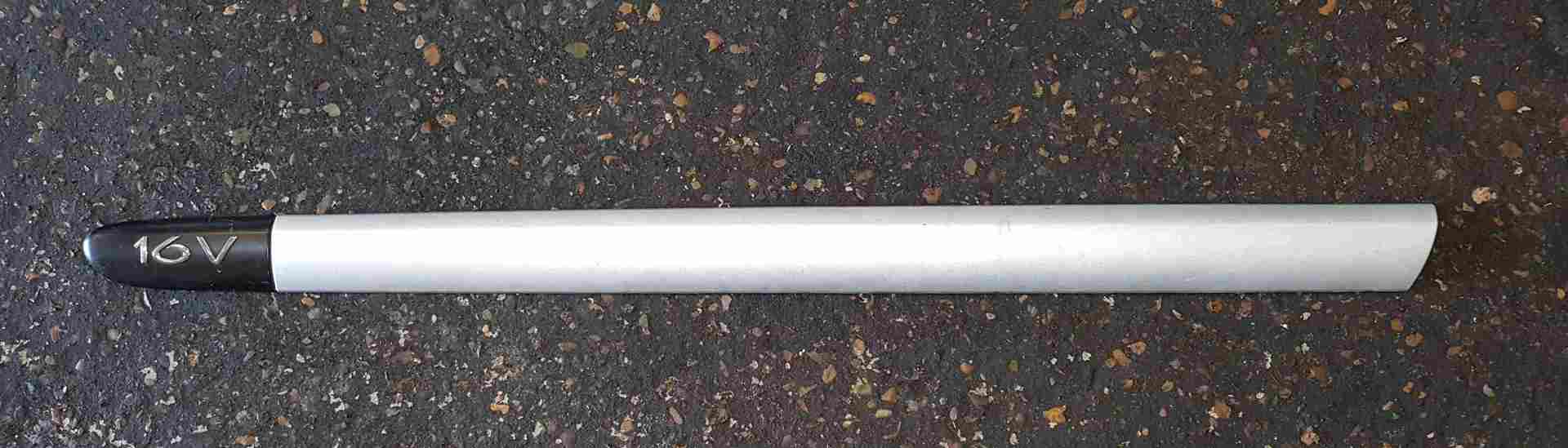 Thumb 3 Renault Clio MK2 2001-2006 Passenger NSF Front Door Moulding 3dr Silver TED69