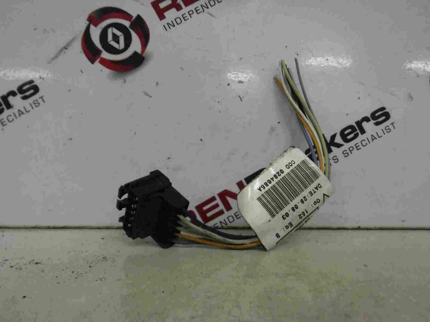 Renault Clio MK2 2001-2006 Passenger NSR Rear Bulb Holder Wiring Loom