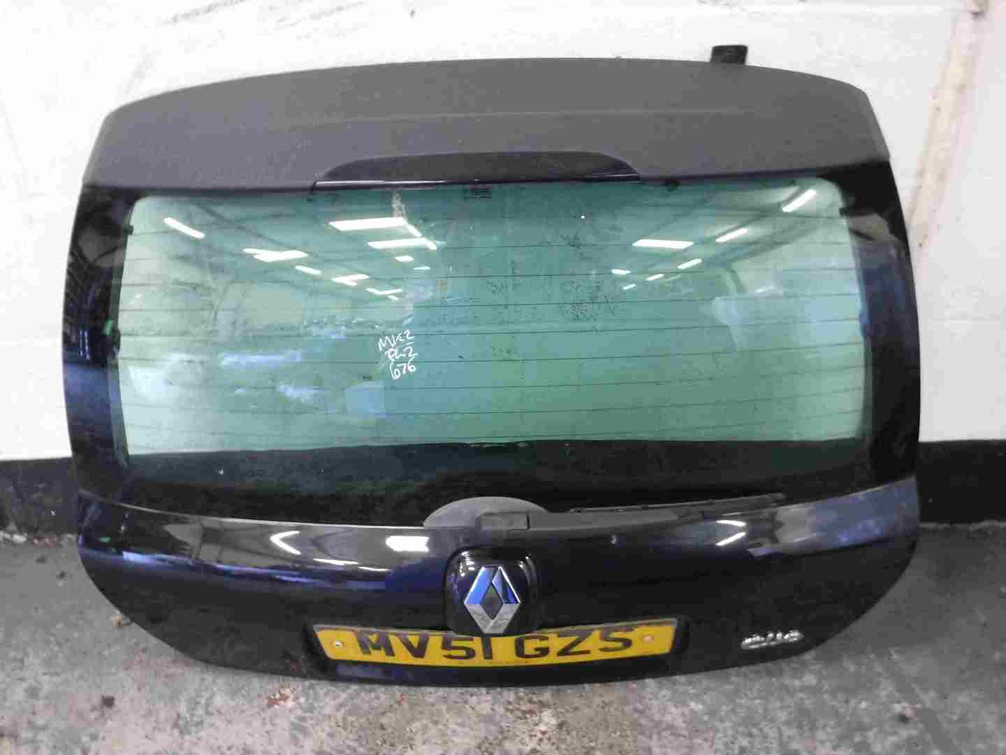 Renault Clio MK2 2001-2006 Rear Boot Tailgate Black 676