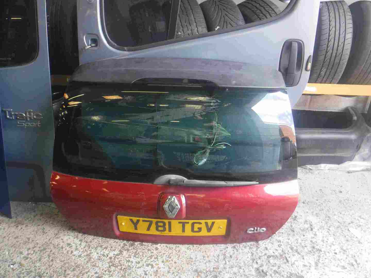 Renault Clio MK2 2001-2006 Rear Boot Tailgate NV713