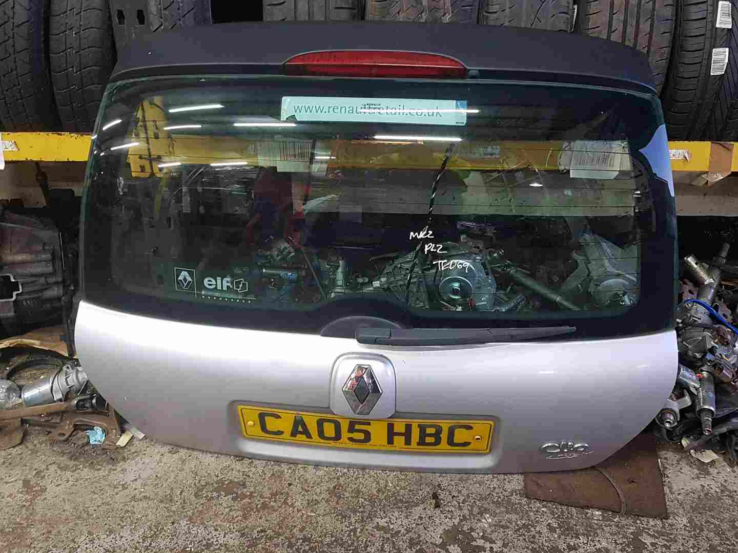 Thumb 5 Renault Clio MK2 2001-2006 Rear Boot Tailgate Silver Ted69