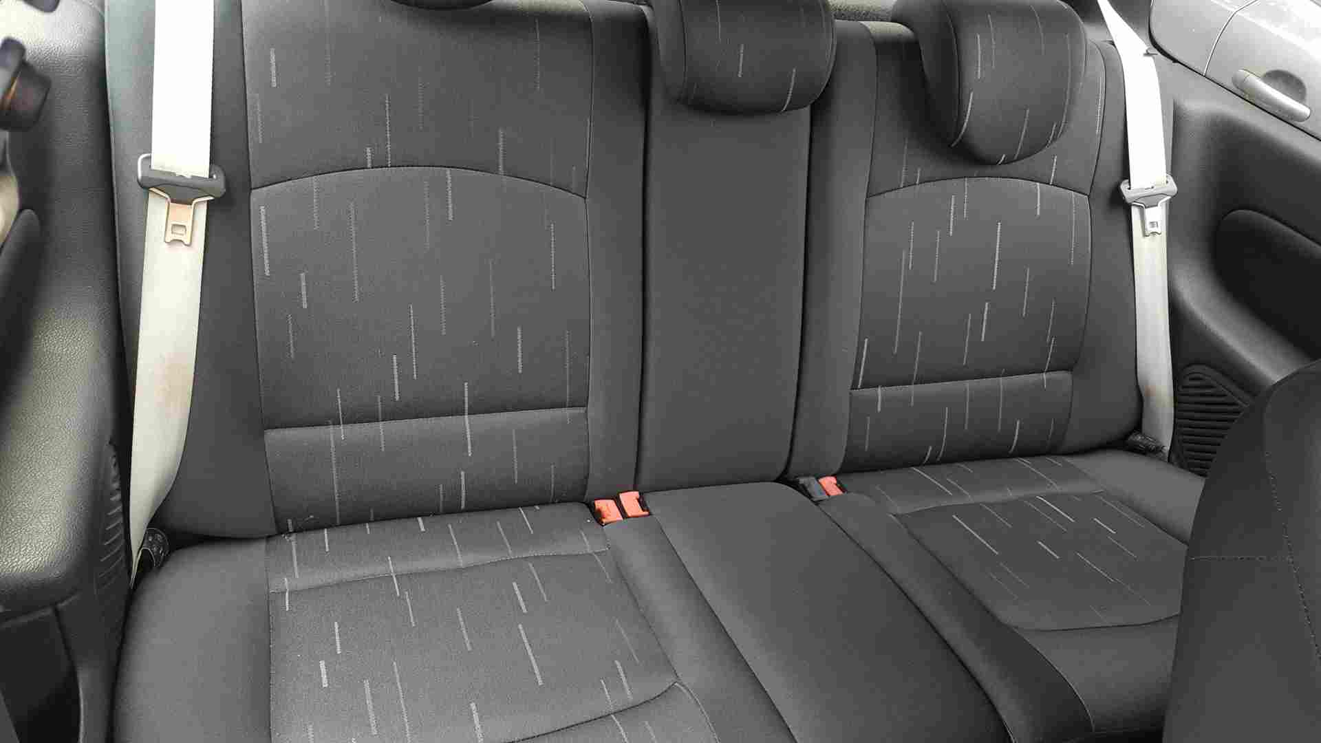 Thumb 4 Renault Clio MK2 2001-2006 Seats Seat SET Driver Passenger Rear Bench Fabric 3Dr