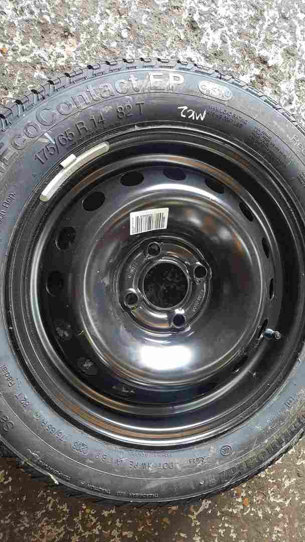 Thumb 2 Renault Clio MK2 2001-2006 Steel Wheel Rim + Tyre 175 65 14 NEW