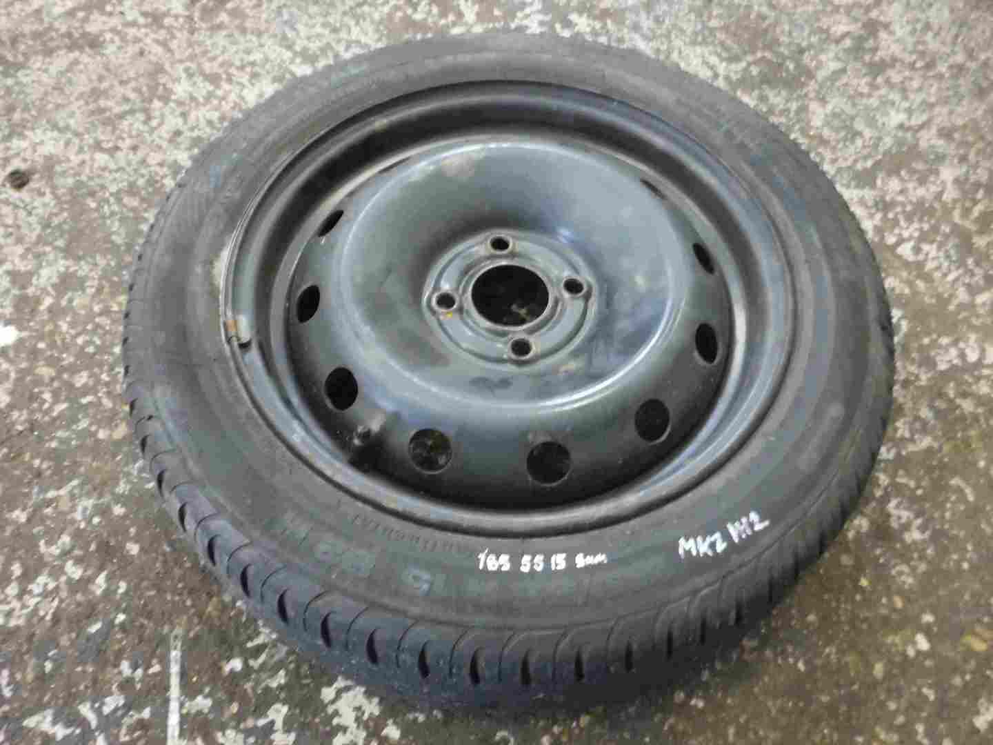 Renault Clio MK2 2001-2006 Steel Wheel Rim + Tyre 185 55 15 5mm Tread 3/5