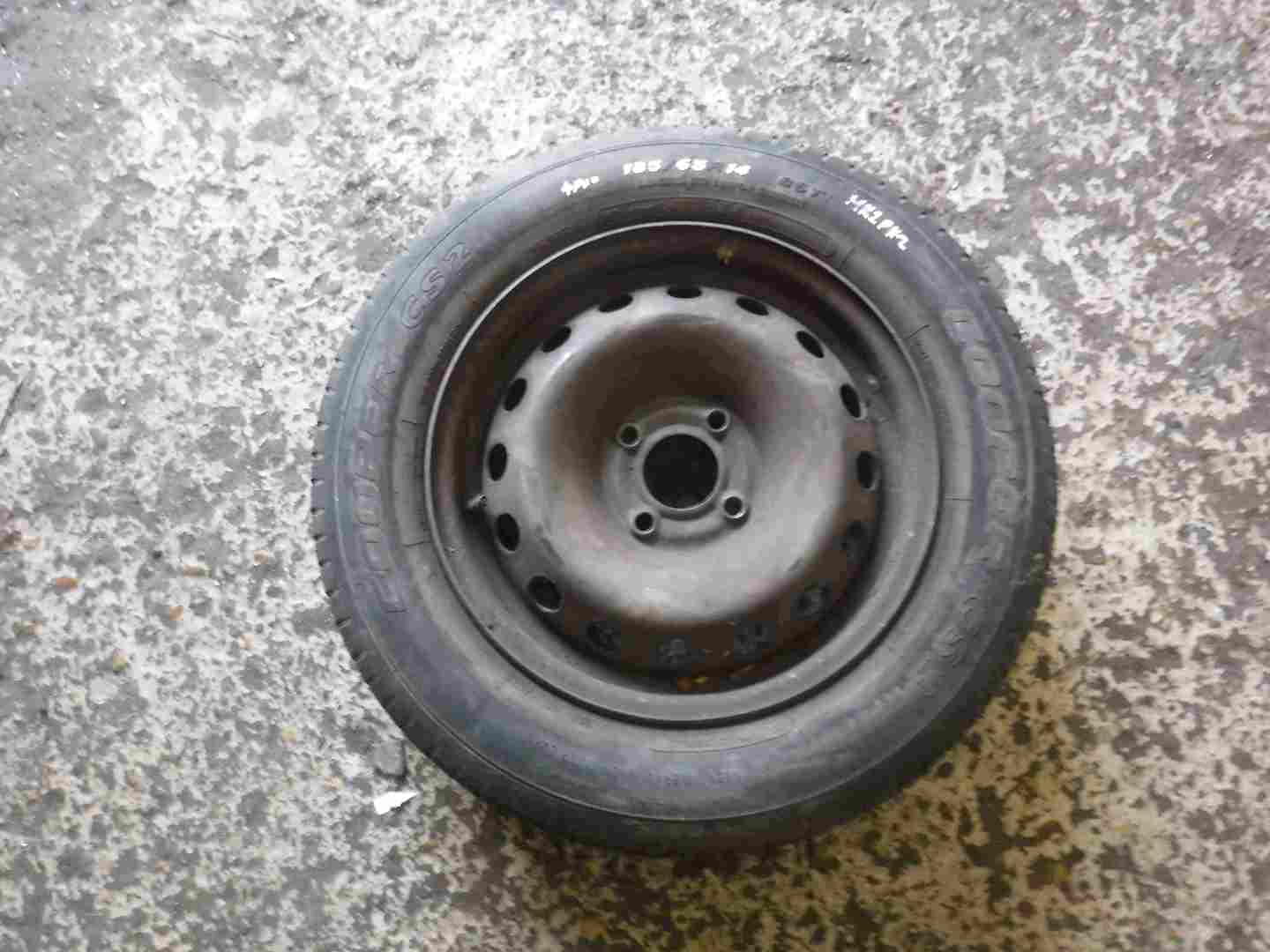 Renault Clio MK2 2001-2006 Steel Wheel Rim + Tyre 185 65 14 4mm Tread 3/5